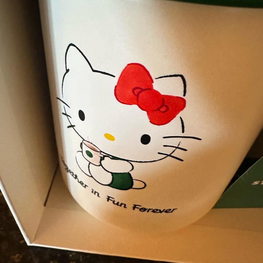 Cute Hello Kitty Mug with Red Bow